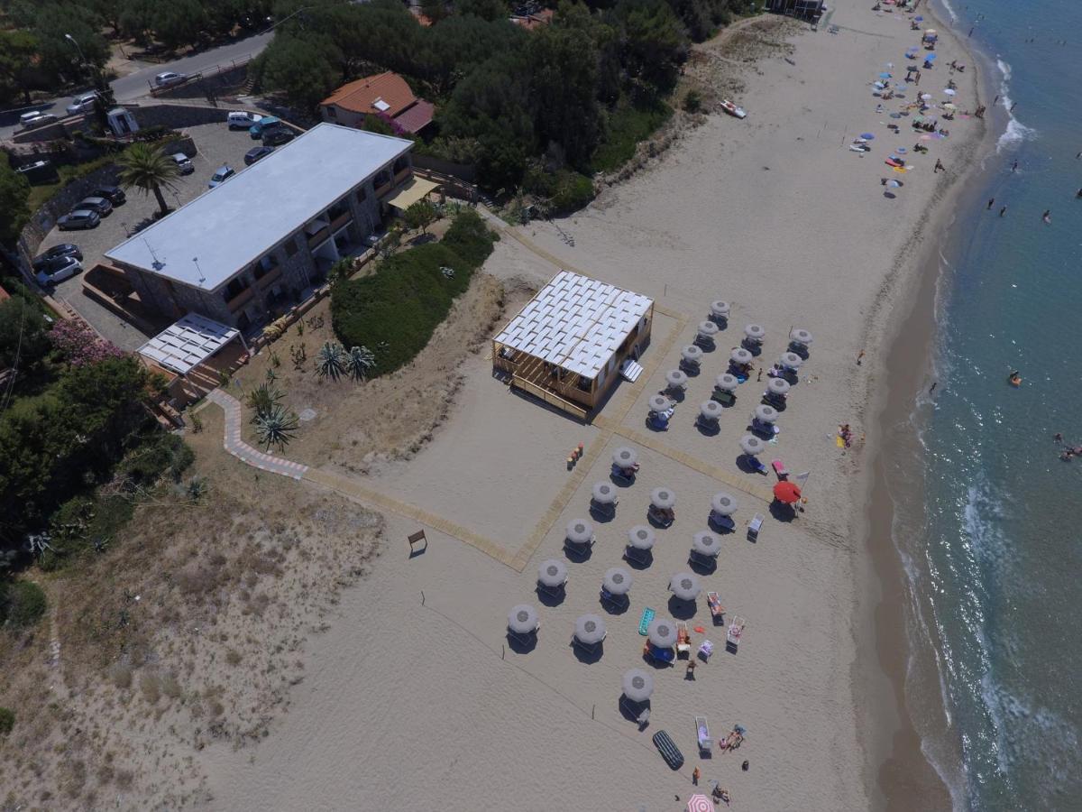 פישוטה Residence Le Palme - Appartamenti Sul Mare - Spiaggia Tra Palinuro E Caprioli מראה חיצוני תמונה