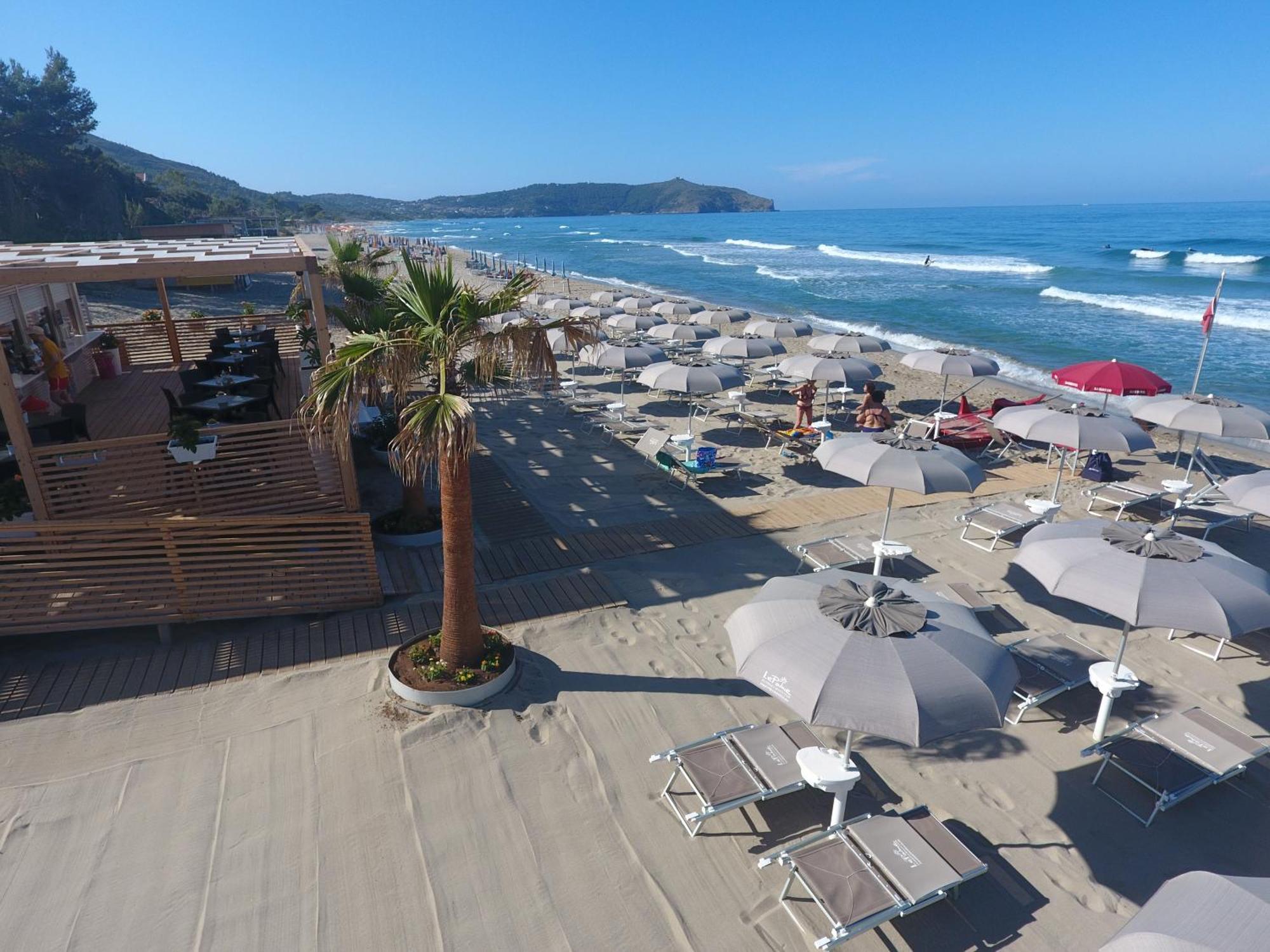 פישוטה Residence Le Palme - Appartamenti Sul Mare - Spiaggia Tra Palinuro E Caprioli מראה חיצוני תמונה